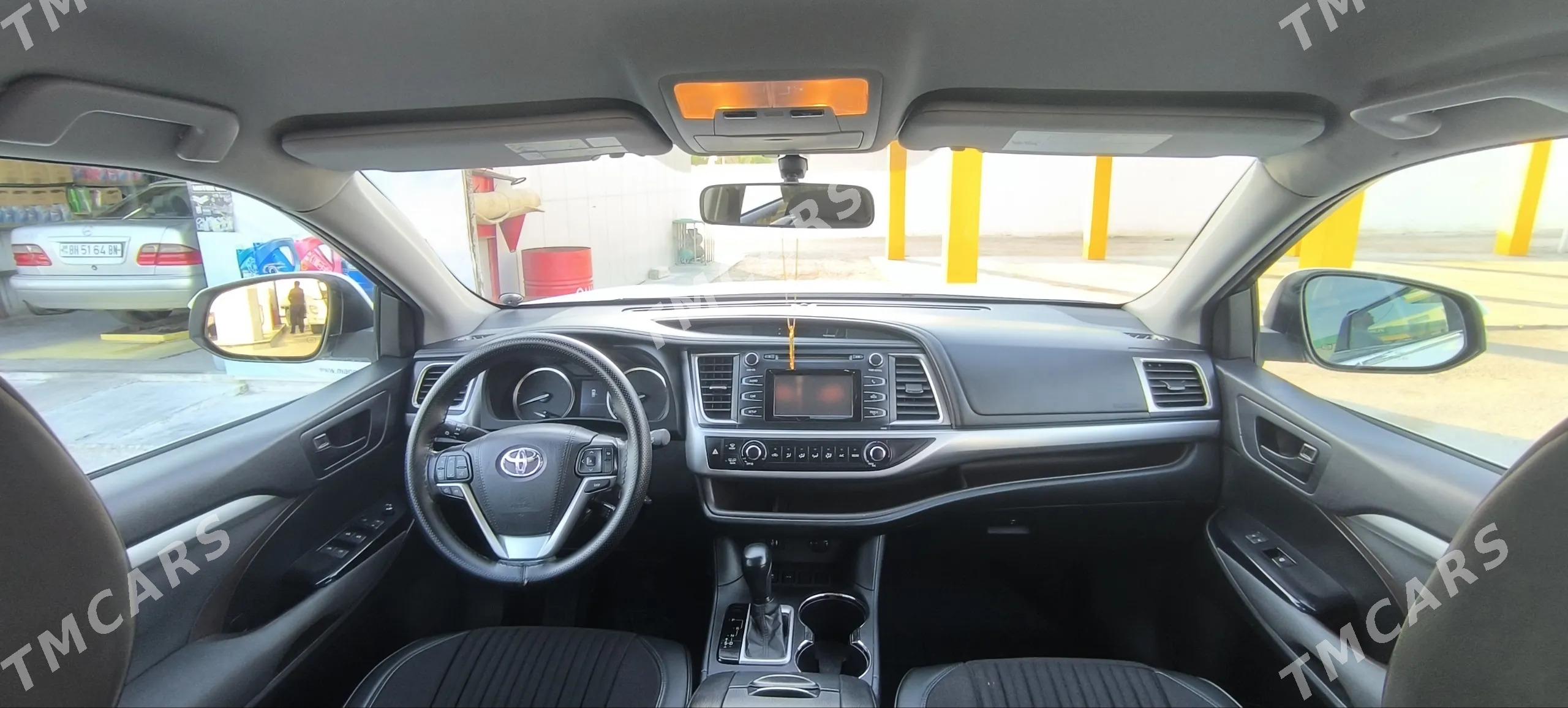 Toyota Highlander 2016 - 360 000 TMT - Türkmenbaşy - img 7