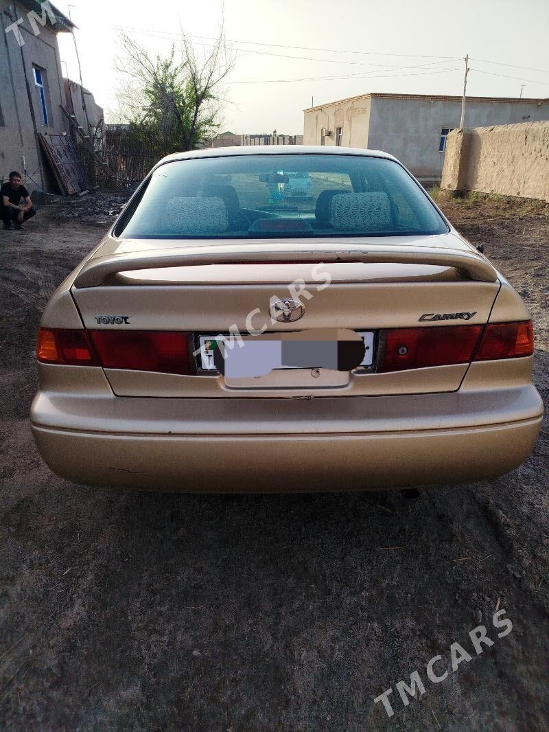 Toyota Camry 2001 - 140 000 TMT - Köneürgenç - img 4