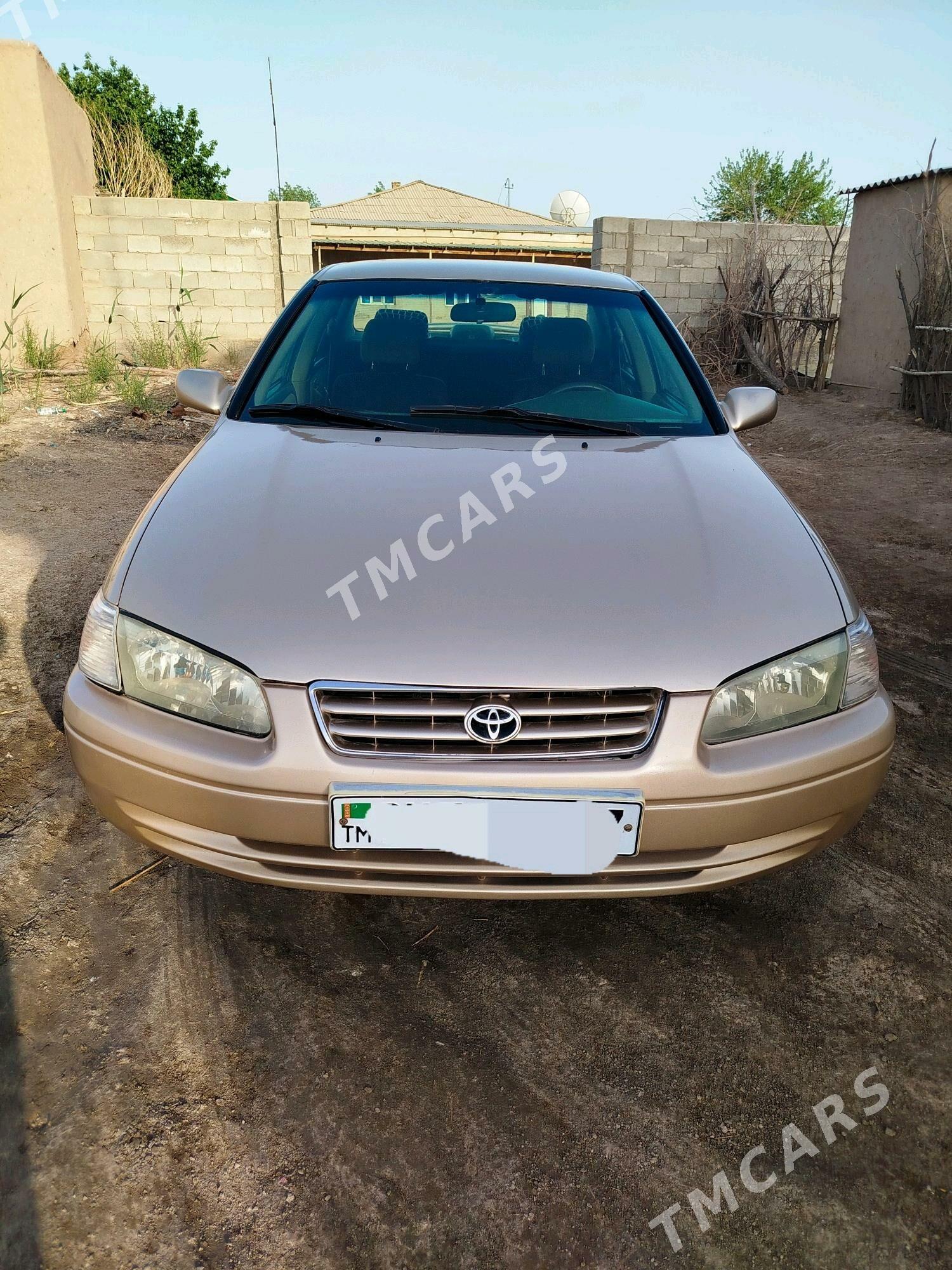 Toyota Camry 2001 - 140 000 TMT - Köneürgenç - img 6