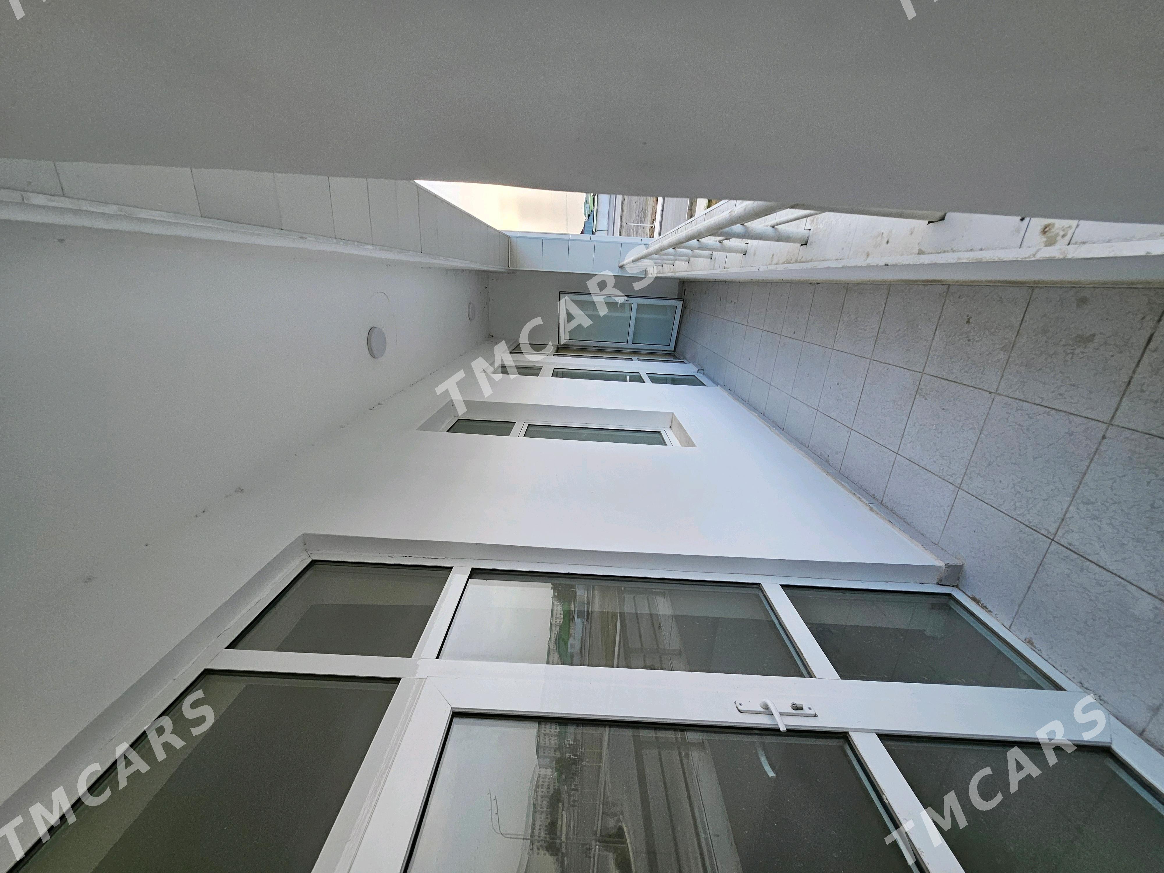 GURTLY 4 KOM 1ETAJ 190 KVADRAT - Гуртли - img 8
