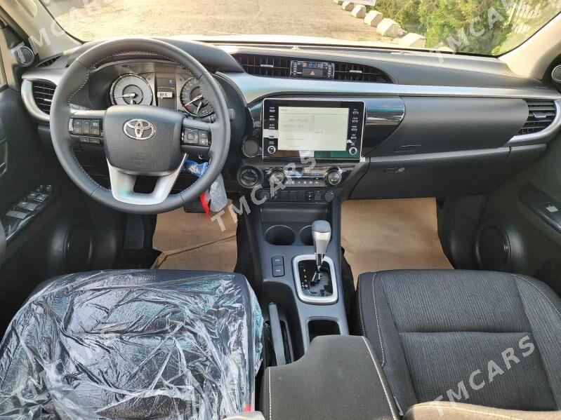 Toyota Hilux 2024 - 676 000 TMT - Ашхабад - img 4