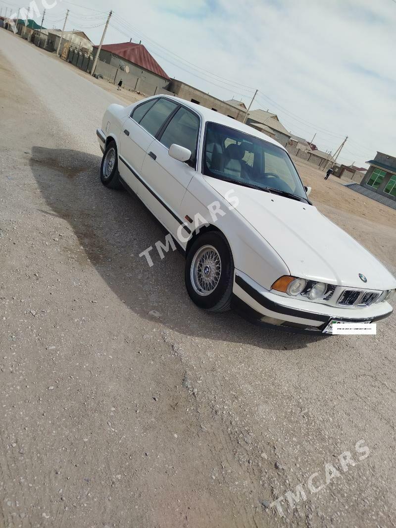 BMW 525 1995 - 64 000 TMT - Гумдаг - img 4