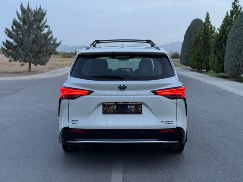Toyota Sienna 2022 - 740 000 TMT - Ашхабад - img 6
