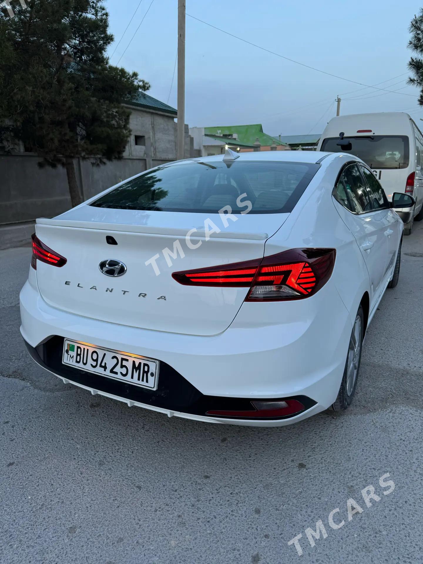 Hyundai Elantra 2020 - 220 000 TMT - Aşgabat - img 2