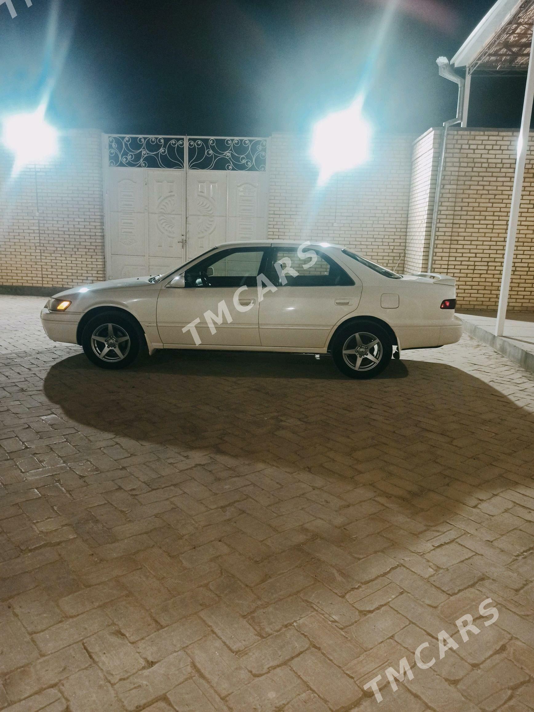Toyota Camry 1998 - 111 000 TMT - Baýramaly - img 8