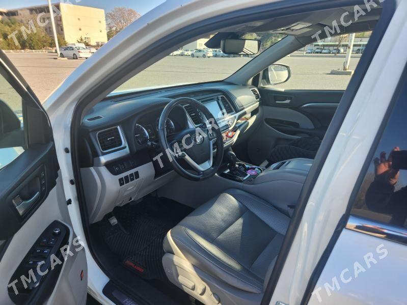 Toyota Highlander 2018 - 510 000 TMT - Чоганлы - img 4