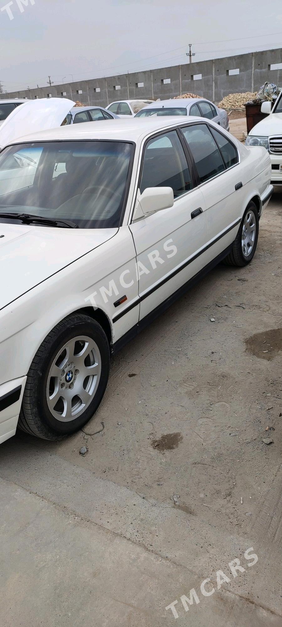 BMW 525 1991 - 60 000 TMT - Мары - img 4