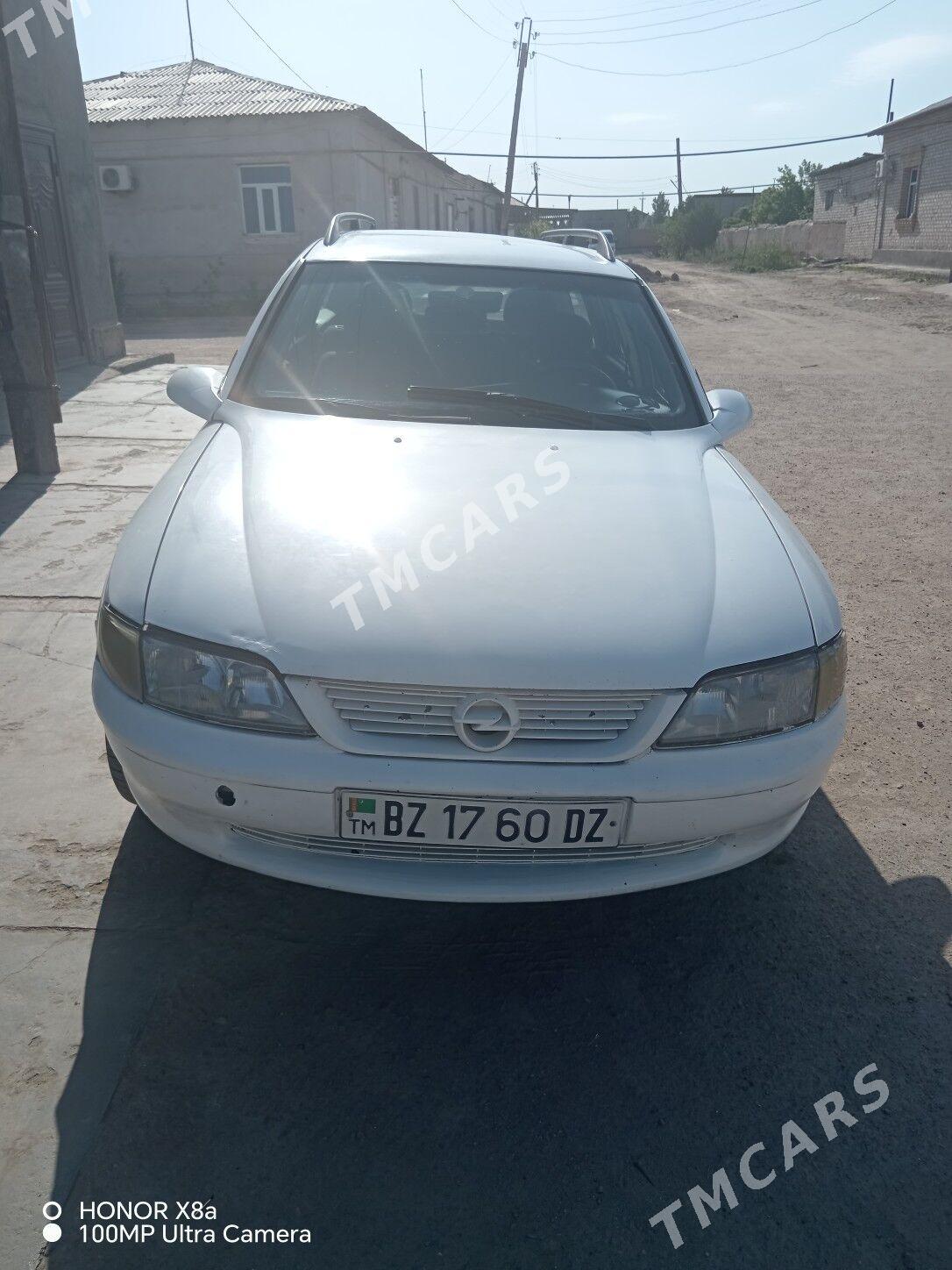 Opel Vectra 1998 - 35 000 TMT - Шабатский этрап - img 1