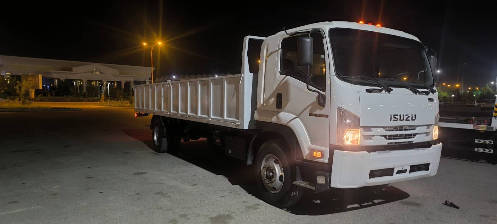 Mitsubishi Canter 2020 - 600 000 TMT - Ашхабад - img 7