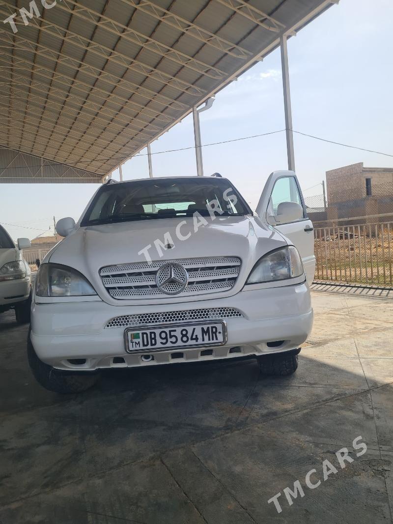 Mercedes-Benz ML350 2000 - 140 000 TMT - Байрамали - img 3