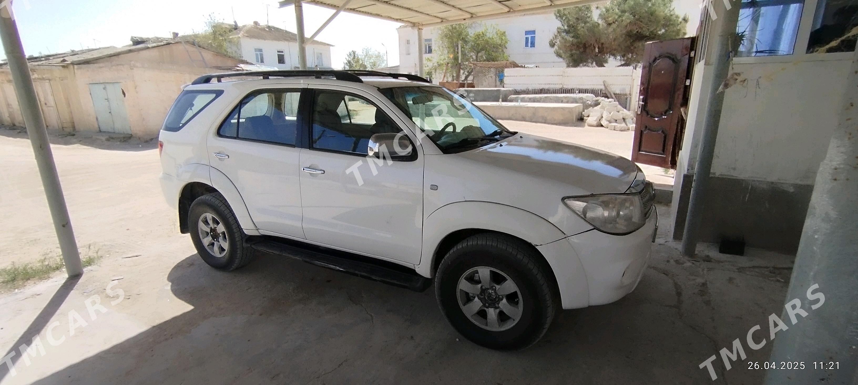 Toyota Fortuner 2006 - 175 000 TMT - Garabogaz - img 3