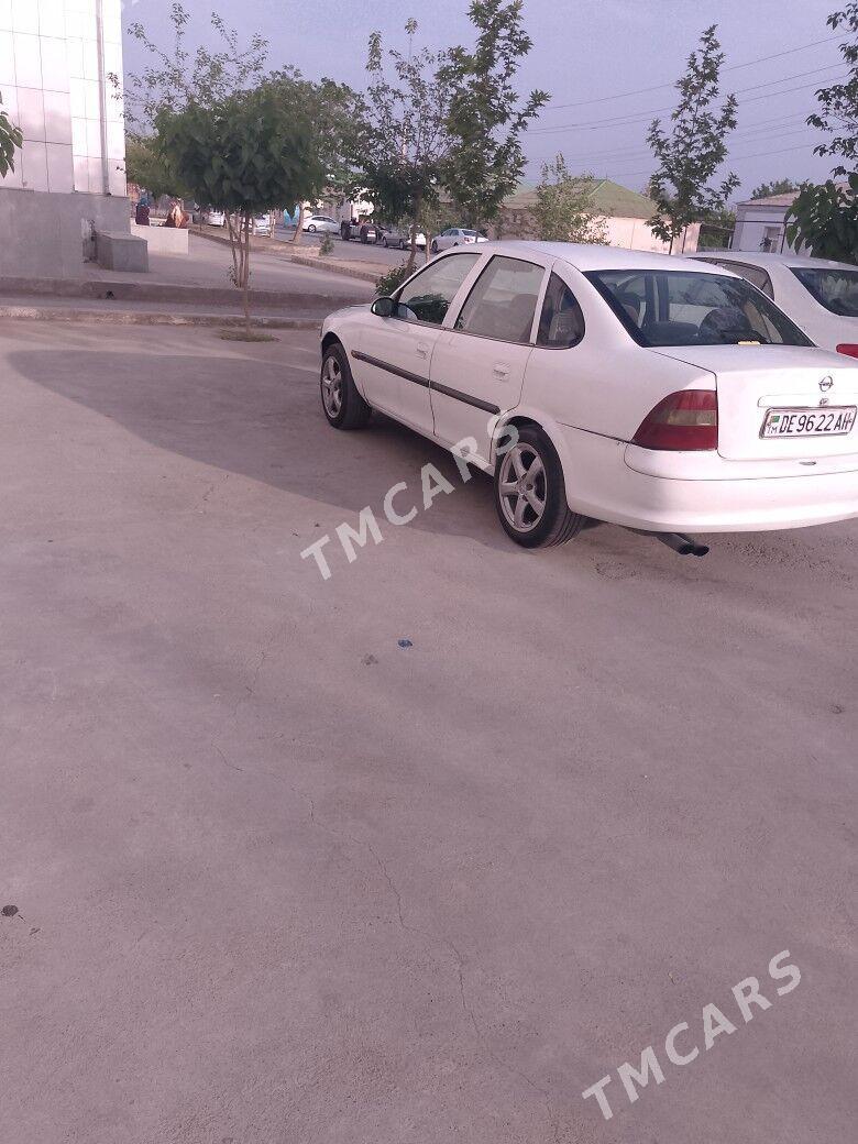 Opel Vectra 1997 - 40 000 TMT - Aşgabat - img 4