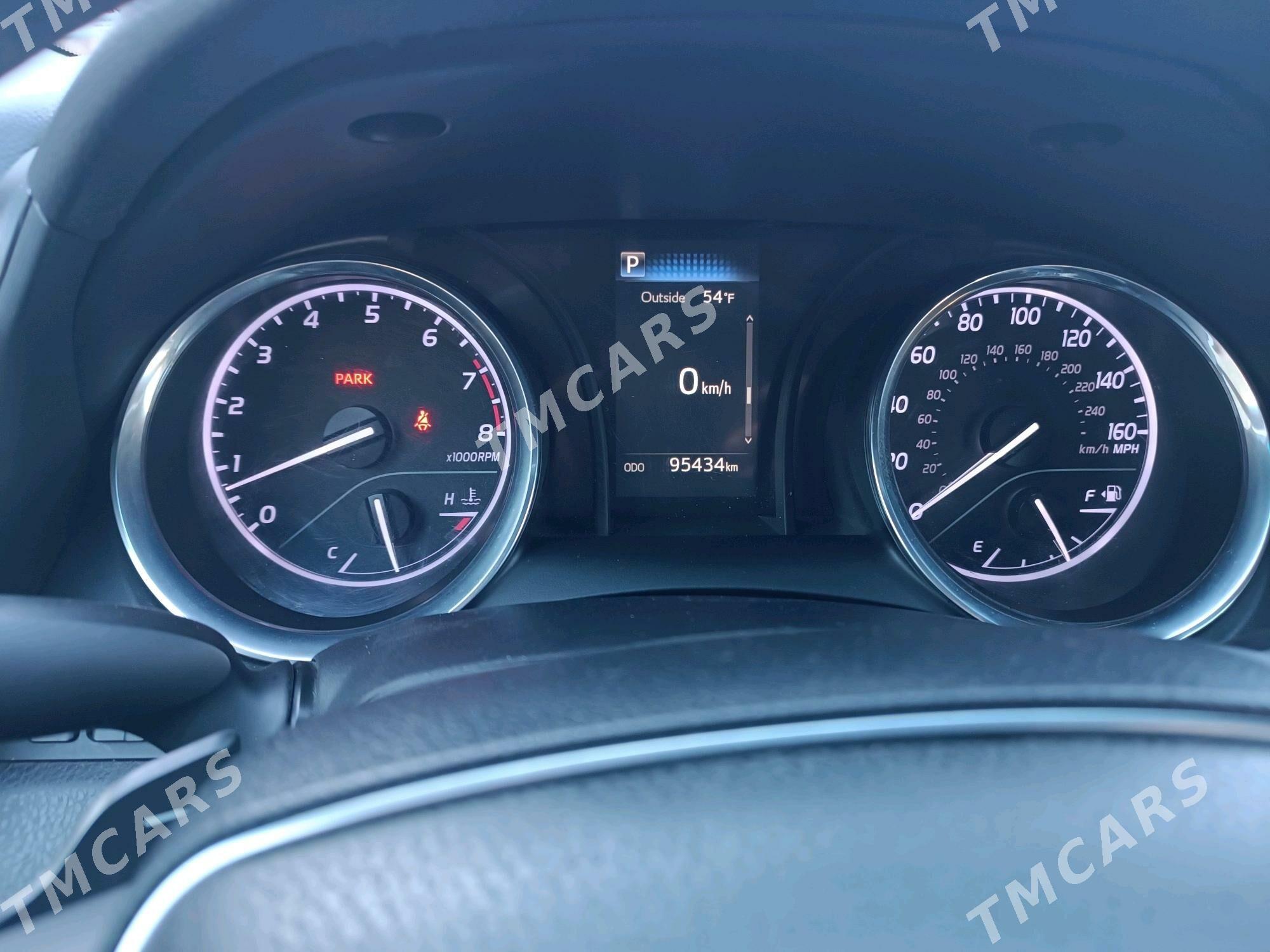 Toyota Camry 2018 - 245 000 TMT - Bäherden - img 5