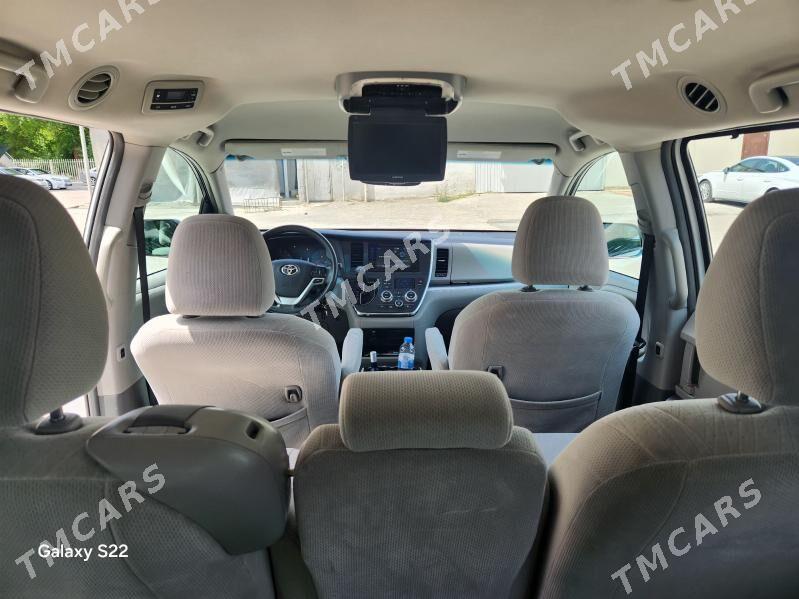 Toyota Sienna 2019 - 360 000 TMT - 30 mkr - img 3