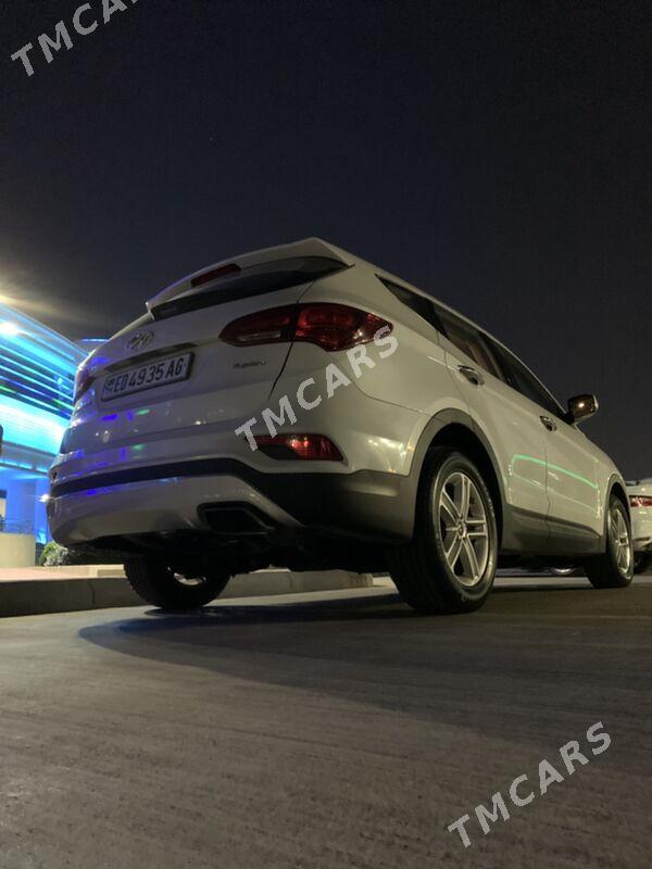 Hyundai Santa Fe Sport 2017 - 245 000 TMT - Podwoýski köç. (Bitarap Türkmenistan şaýoly) - img 2