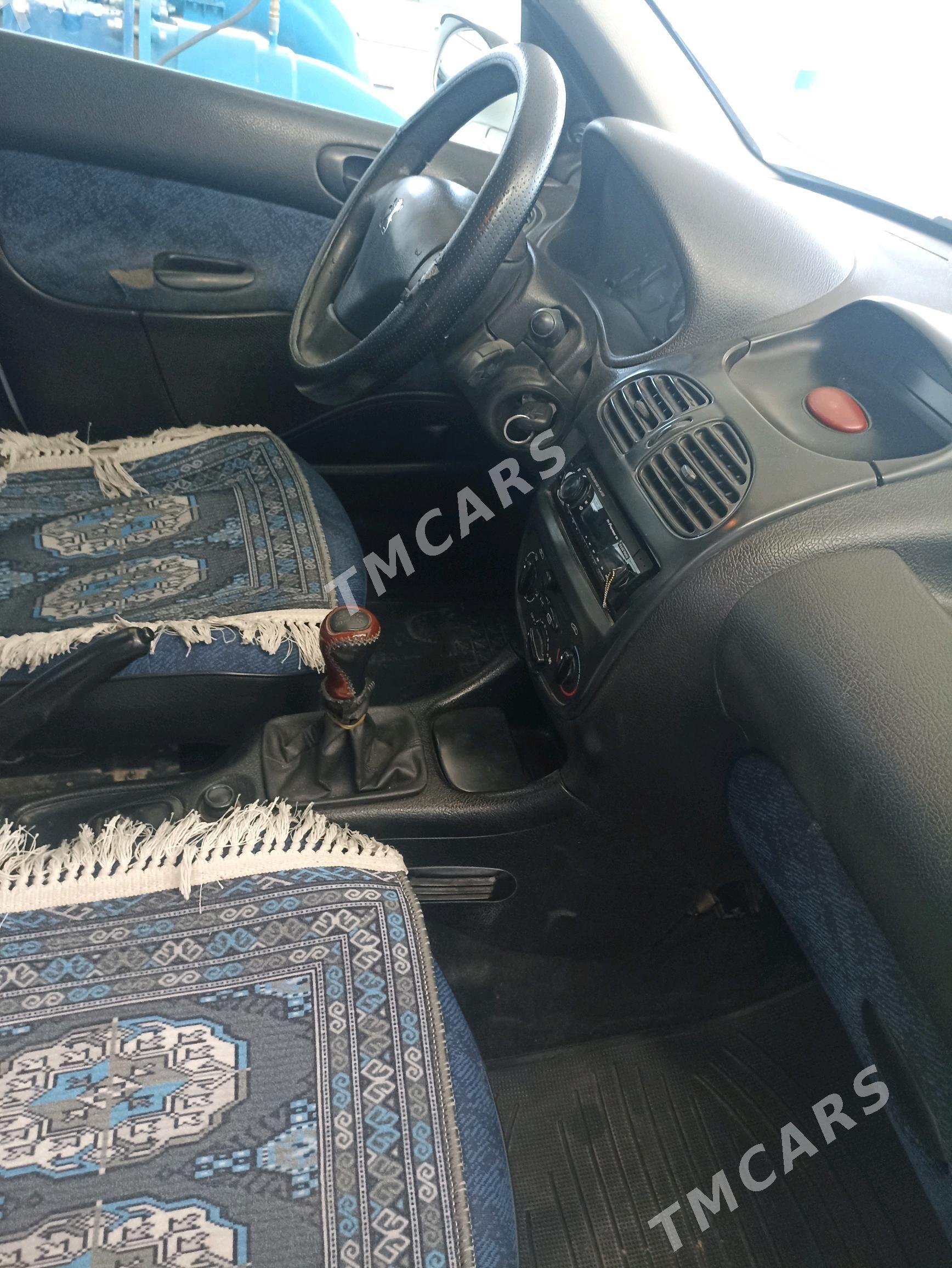 Peugeot 206 2002 - 60 000 TMT - Багир - img 5