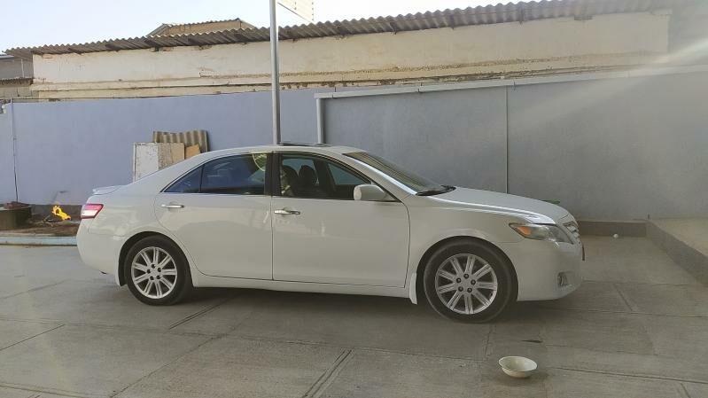 Toyota Camry 2010 - 160 000 TMT - Теджен - img 5