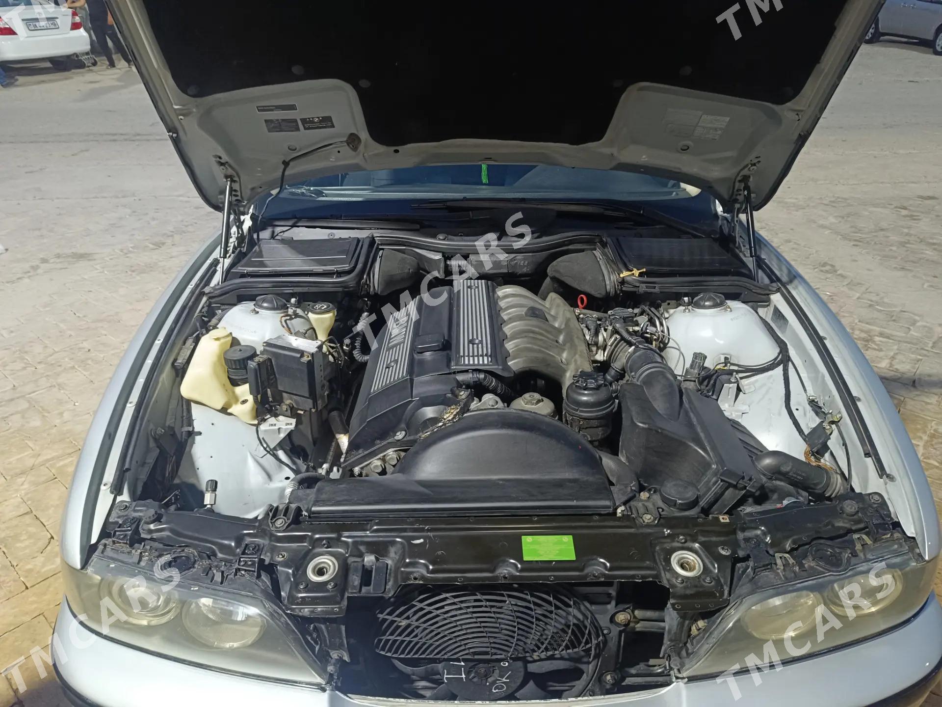 BMW E39 1997 - 105 000 TMT - Мары - img 2