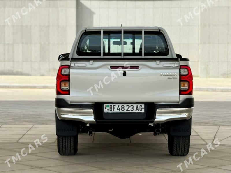 Toyota Hilux 2024 - 653 000 TMT - Aşgabat - img 6
