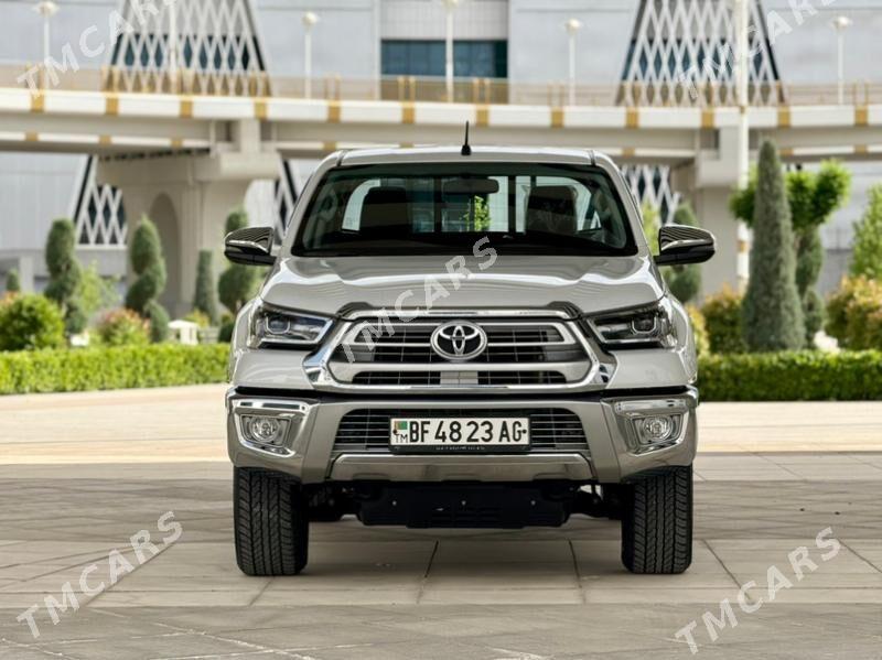 Toyota Hilux 2024 - 653 000 TMT - Aşgabat - img 3