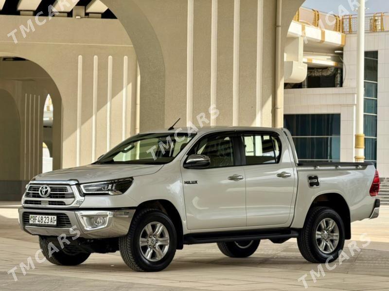 Toyota Hilux 2024 - 653 000 TMT - Aşgabat - img 2