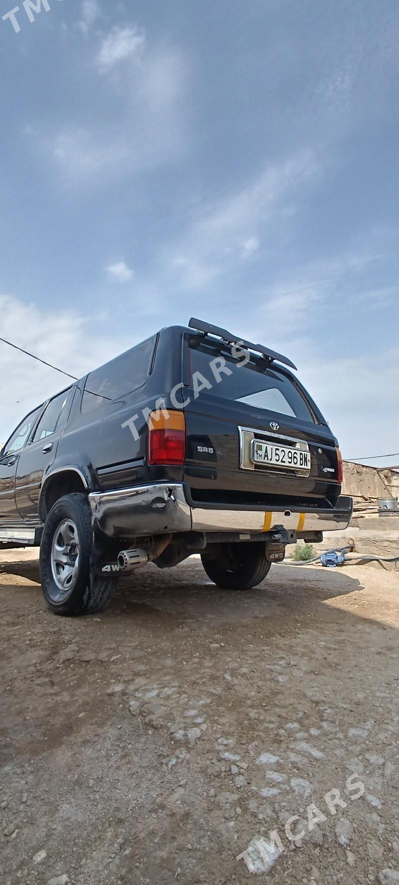 Toyota 4Runner 1994 - 50 000 TMT - Гумдаг - img 4