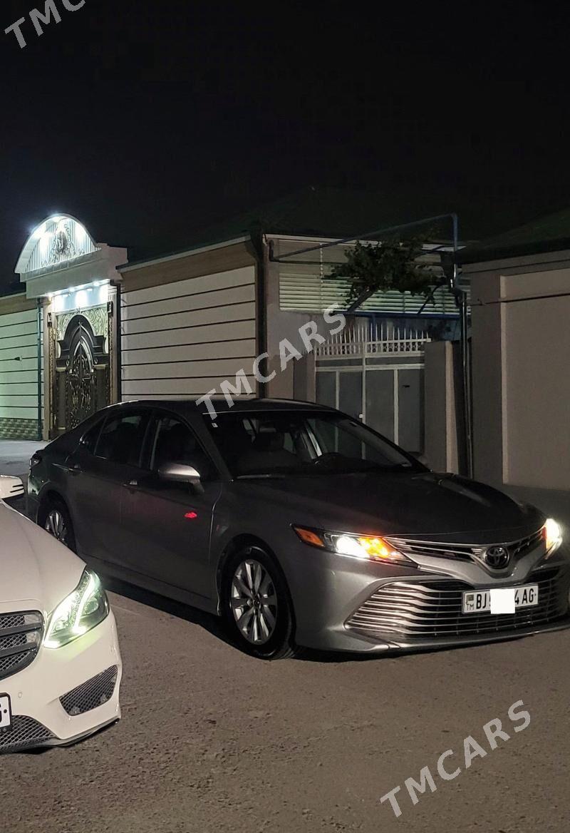 Toyota Camry 2018 - 300 000 TMT - Хитровка - img 3