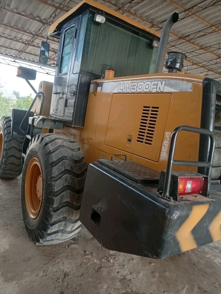 XCMG LW300F 2014 - 430 000 TMT - Халач - img 4