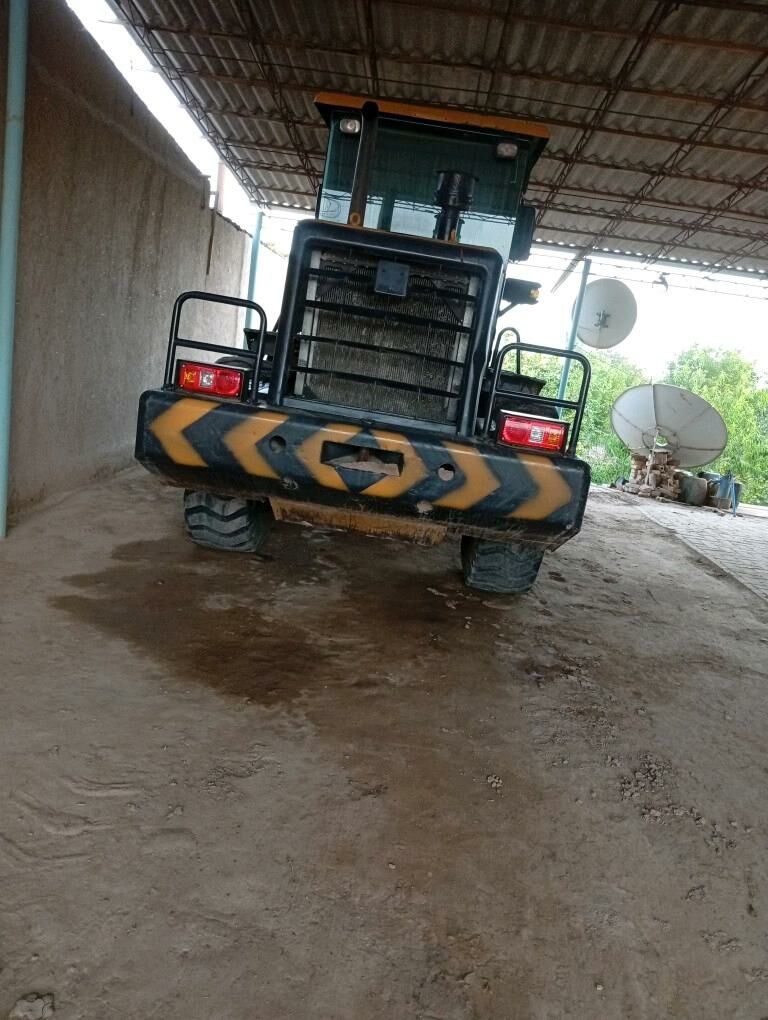 XCMG LW300F 2014 - 430 000 TMT - Халач - img 6