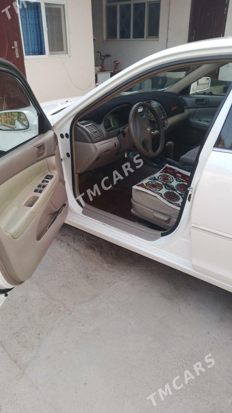 Toyota Camry 2003 - 170 000 TMT - Ак-Бугдайский этрап - img 4