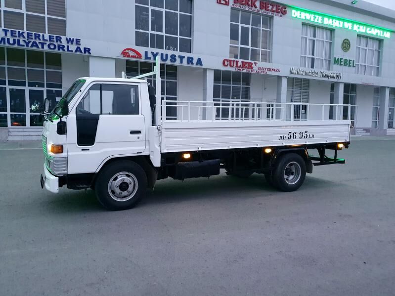 Mitsubishi Canter 1995 - 125 000 TMT - Çärjew - img 4