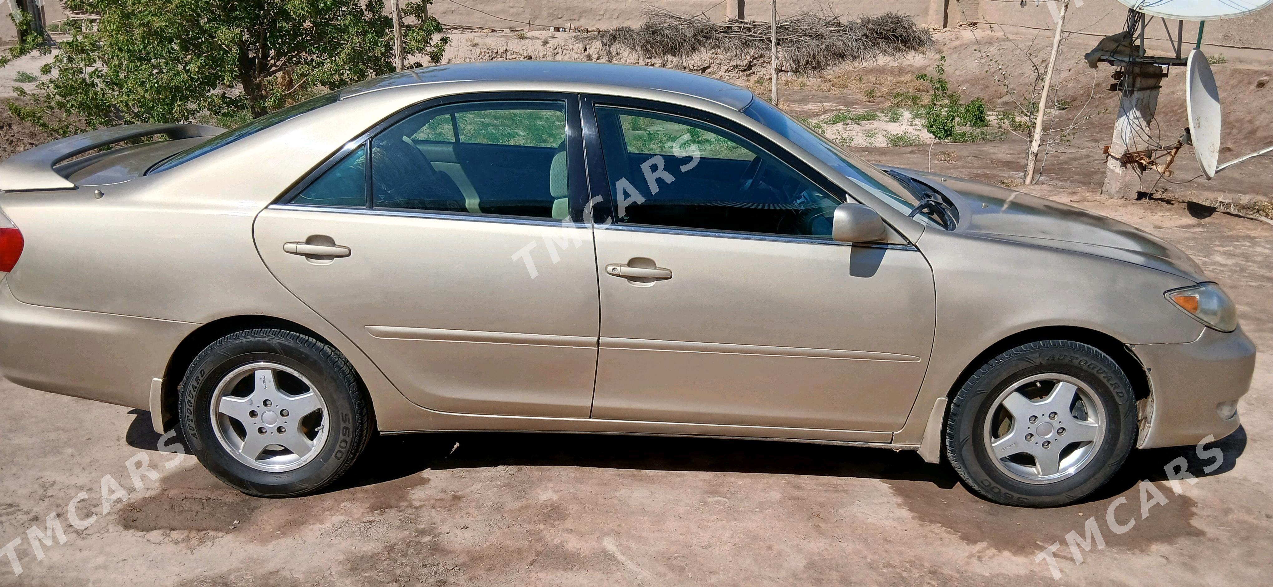 Toyota Camry 2004 - 150 000 TMT - етр. Туркменбаши - img 6