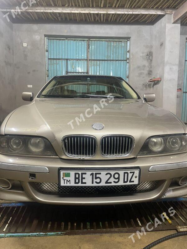 BMW E39 2001 - 100 000 TMT - Акдепе - img 5