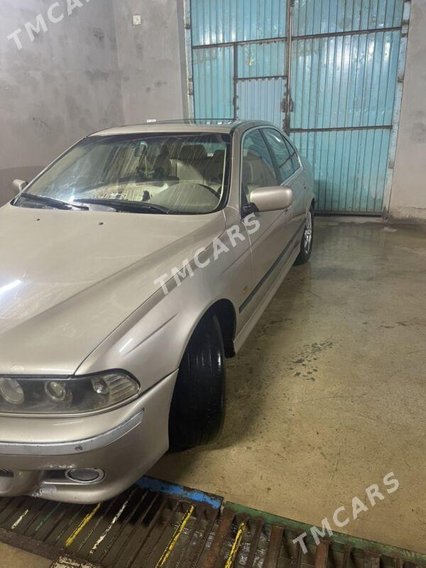 BMW E39 2001 - 100 000 TMT - Акдепе - img 8