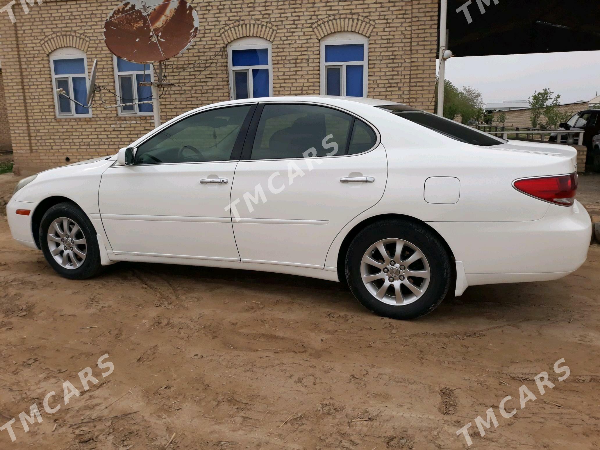 Lexus ES 300 2003 - 160 000 TMT - Мургап - img 2