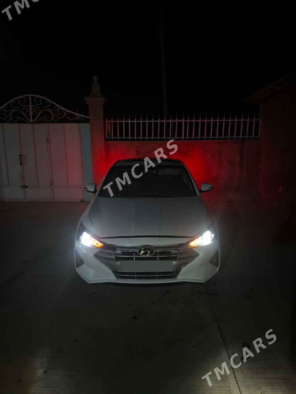 Hyundai Elantra 2019 - 215 000 TMT - Gökdepe - img 2