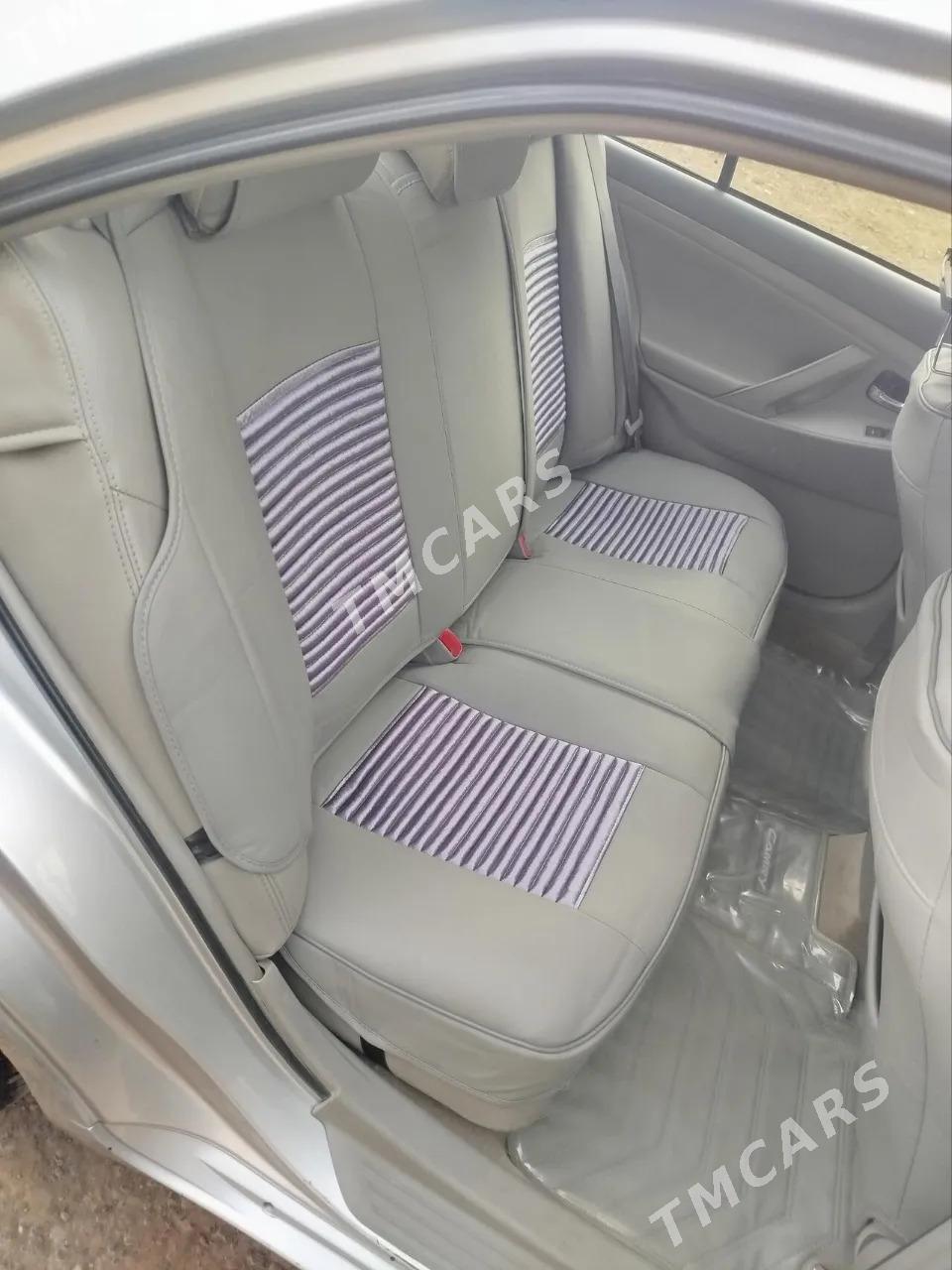 Toyota Camry 2010 - 200 000 TMT - Туркменабат - img 3