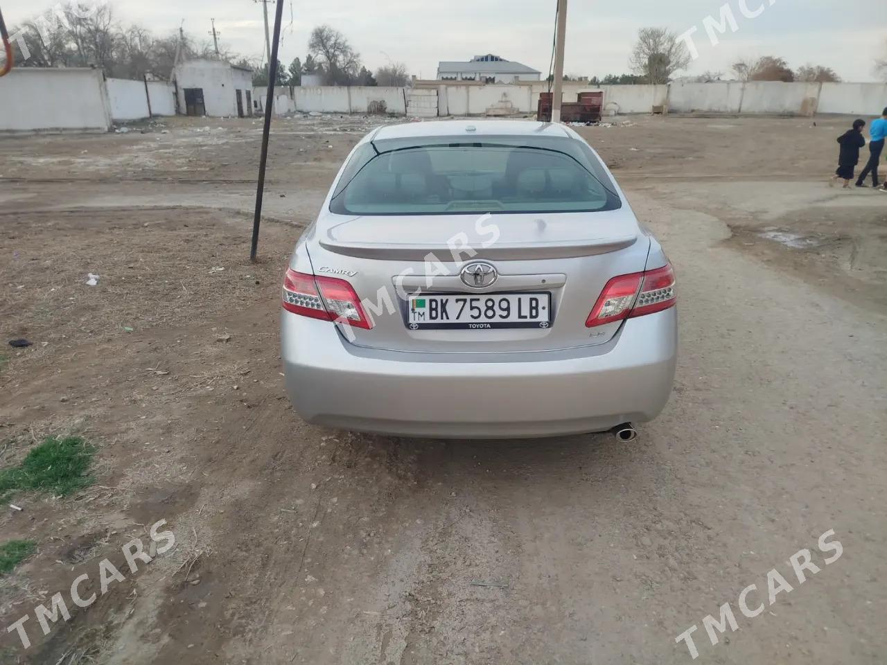 Toyota Camry 2010 - 200 000 TMT - Туркменабат - img 4