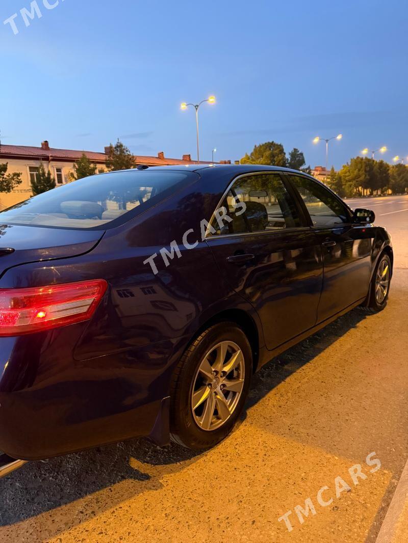 Toyota Camry 2011 - 160 000 TMT - Мары - img 3