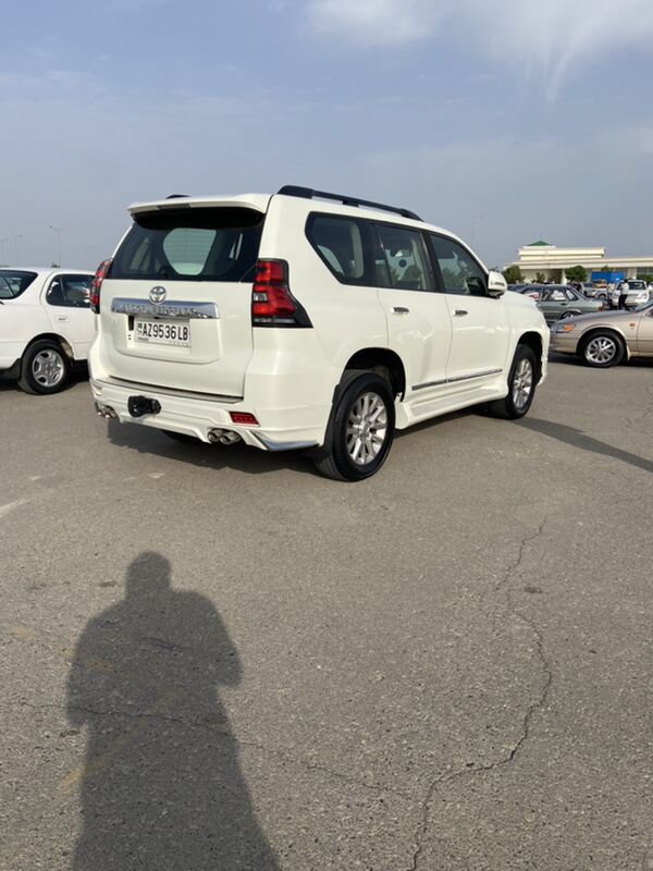 Toyota Land Cruiser Prado 2011 - 560 000 TMT - Dänew - img 5