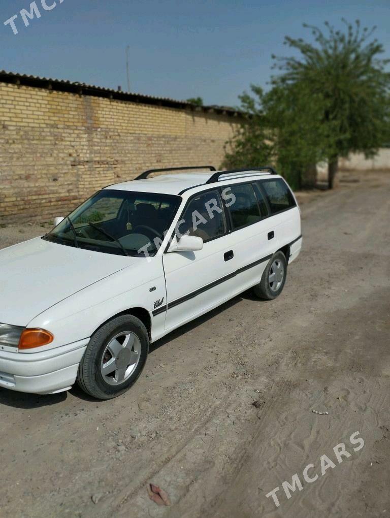 Opel Astra 1993 - 30 000 TMT - Türkmenabat - img 2