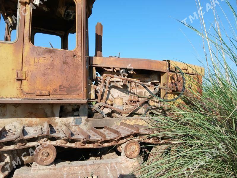 Komatsu D155AX-8 1990 - 40 000 TMT - Гарабекевюл - img 6