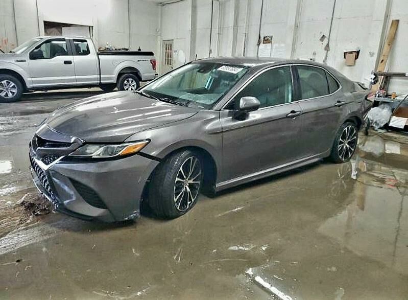 Toyota Camry 2020 - 240 000 TMT - Ашхабад - img 5