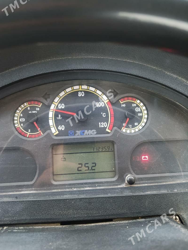 XCMG LW300F 2015 - 460 000 TMT - Туркменабат - img 3