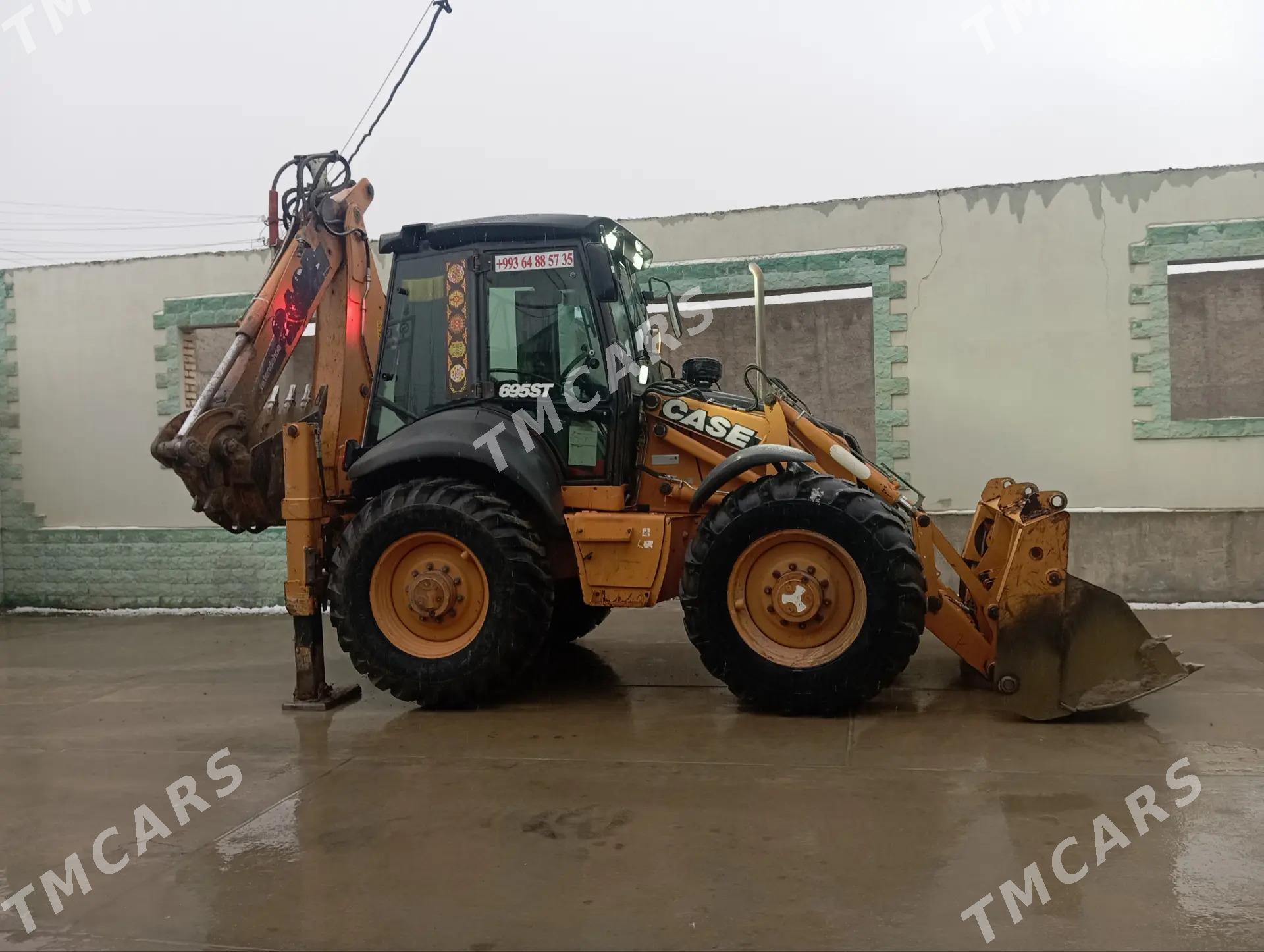 JCB 4CX ECO 2011 - 550 000 TMT - Kaka - img 5
