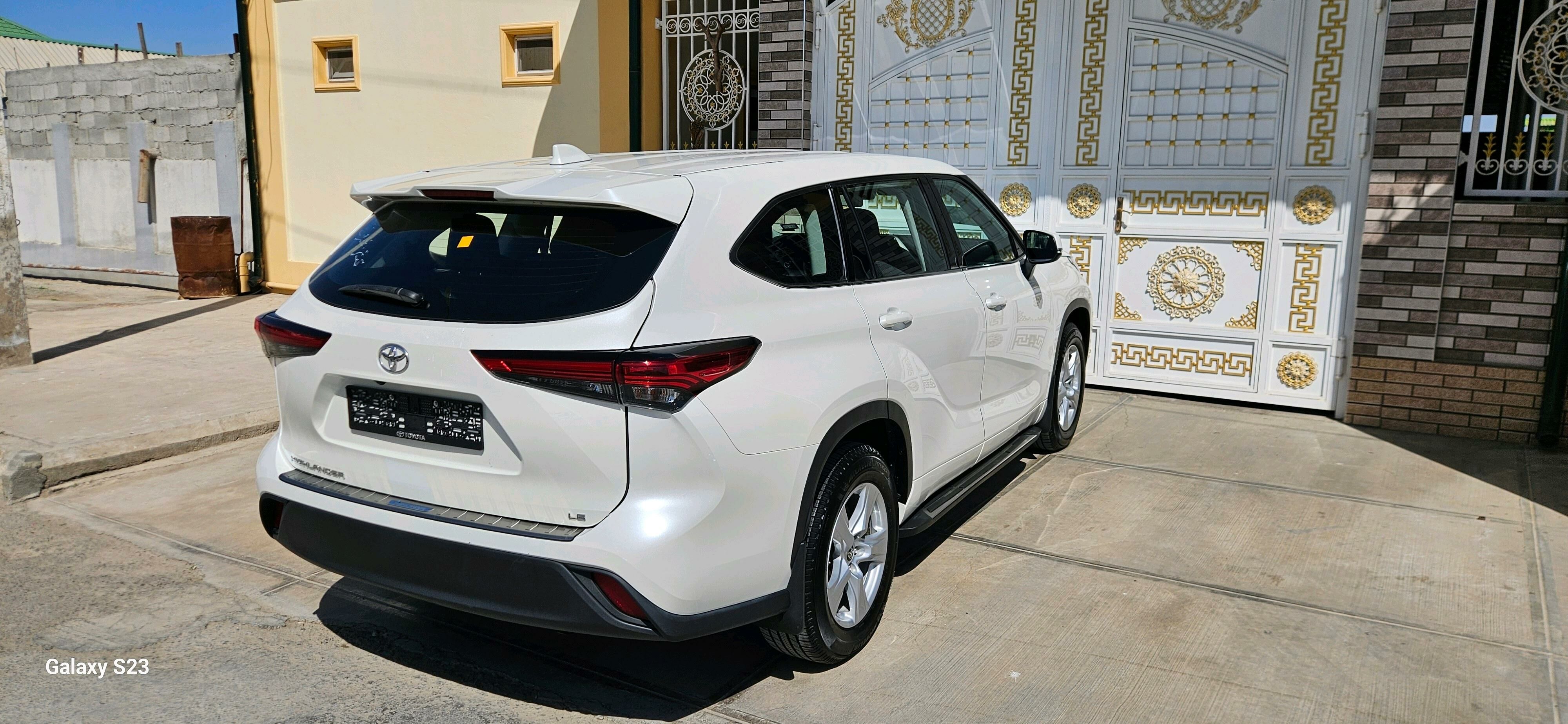Toyota Highlander 2022 - 540 000 TMT - Ашхабад - img 5