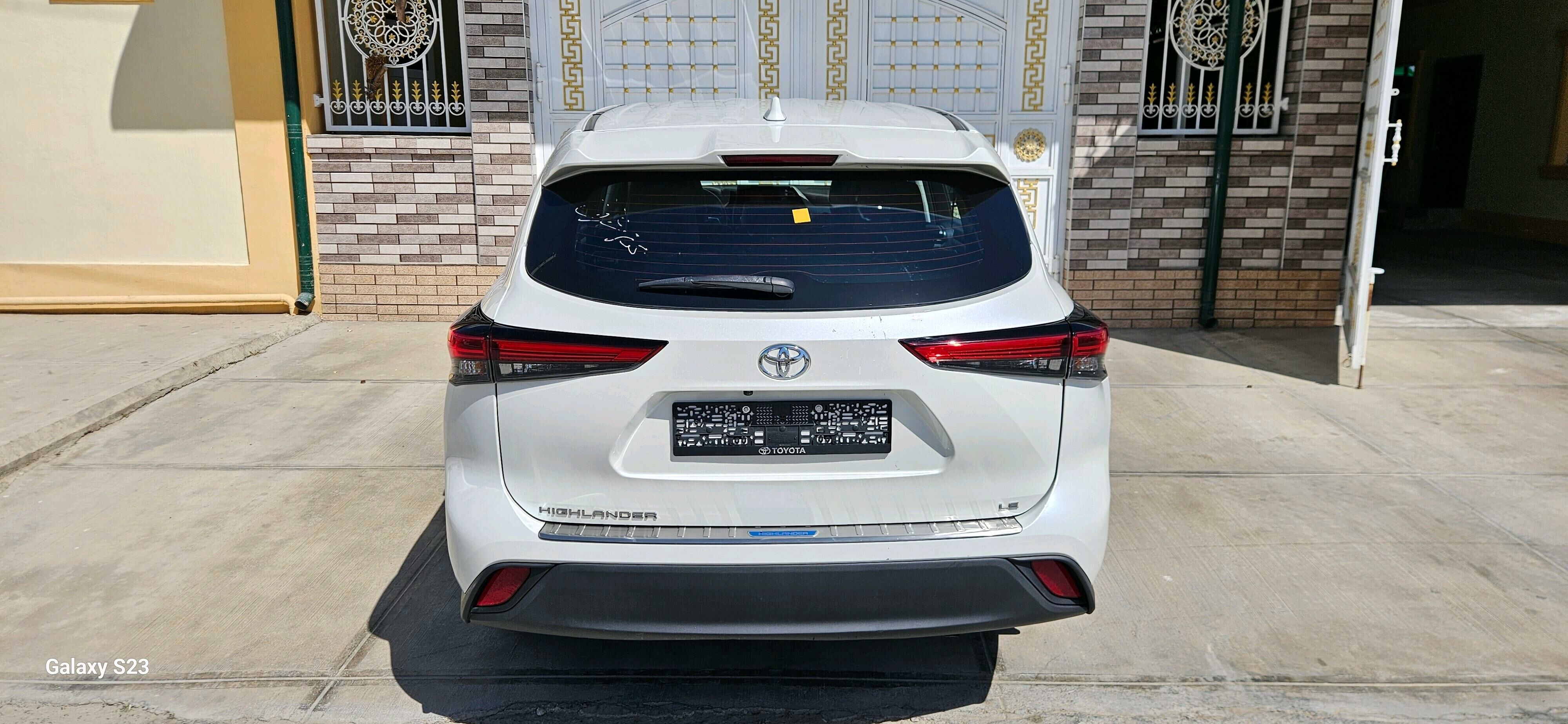Toyota Highlander 2022 - 540 000 TMT - Ашхабад - img 6