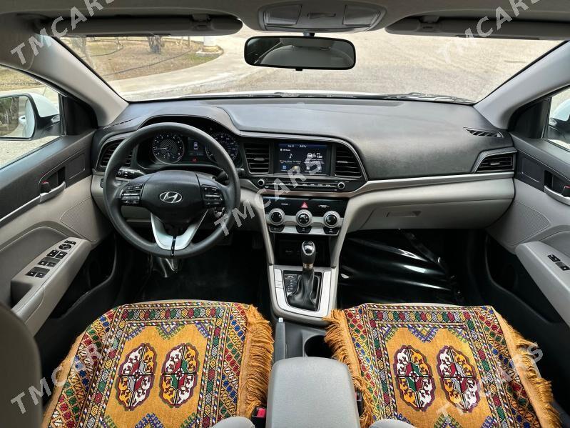 Hyundai Elantra 2019 - 188 000 TMT - Ашхабад - img 2