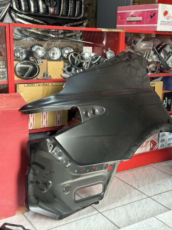 Camry 18-24 yz krylo 99 TMT - Ашхабад - img 2