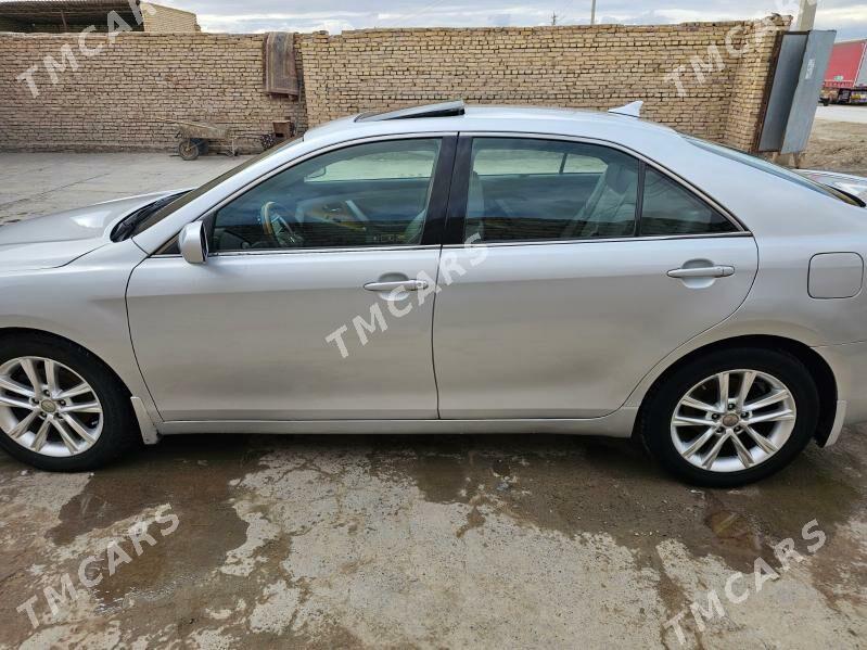 Toyota Camry 2007 - 150 000 TMT - Kerki - img 2